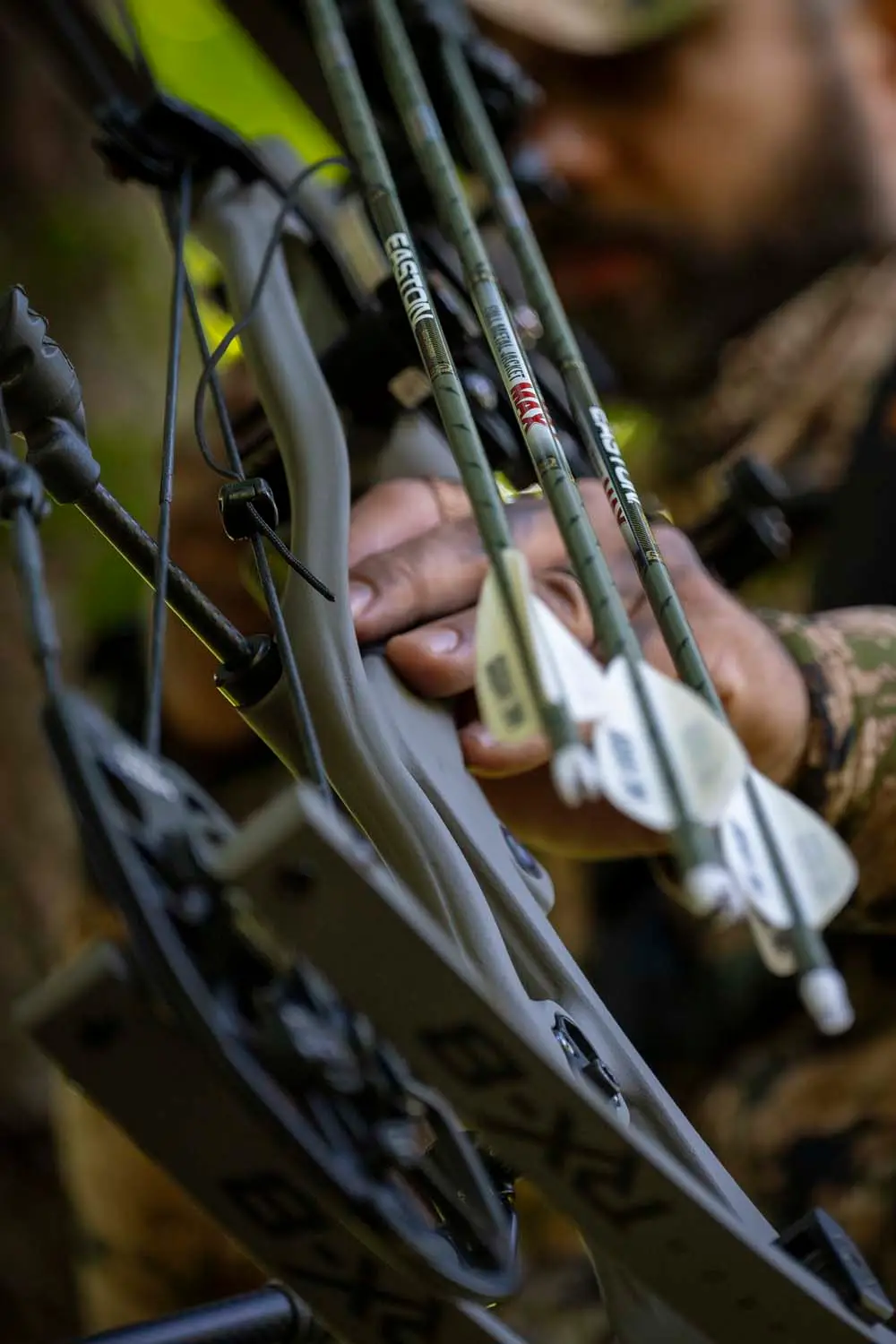 Easton 5MM FMJ MAX FLETCHED 6 pack - Image 13