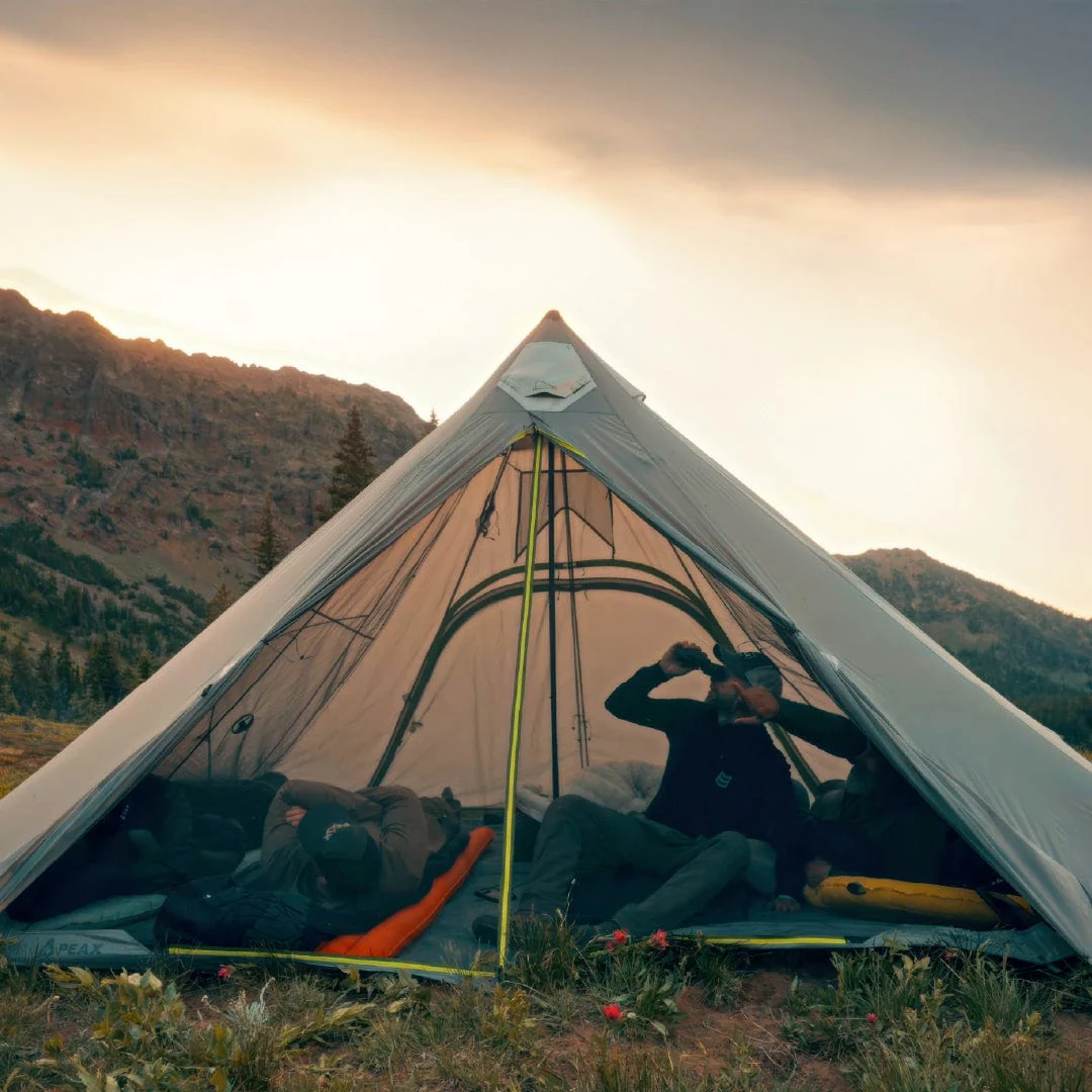 SOLITUDE 6 TIPI TENT [SILNYLON] - Image 9